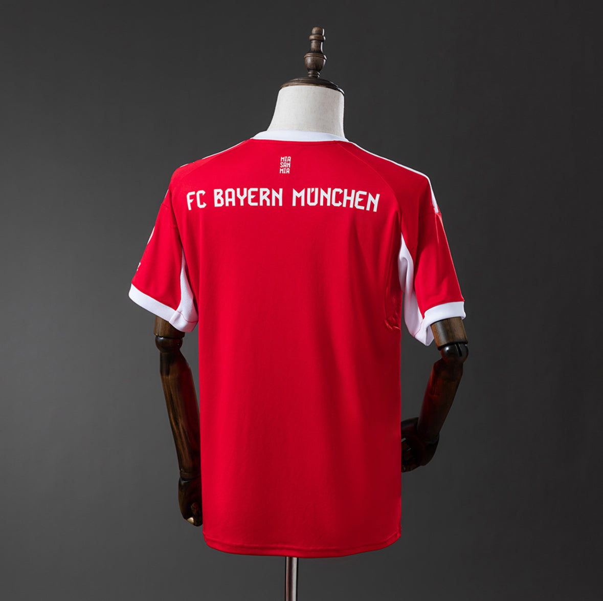 BAYERN MUNICH 2025/26 HOME JERSEY