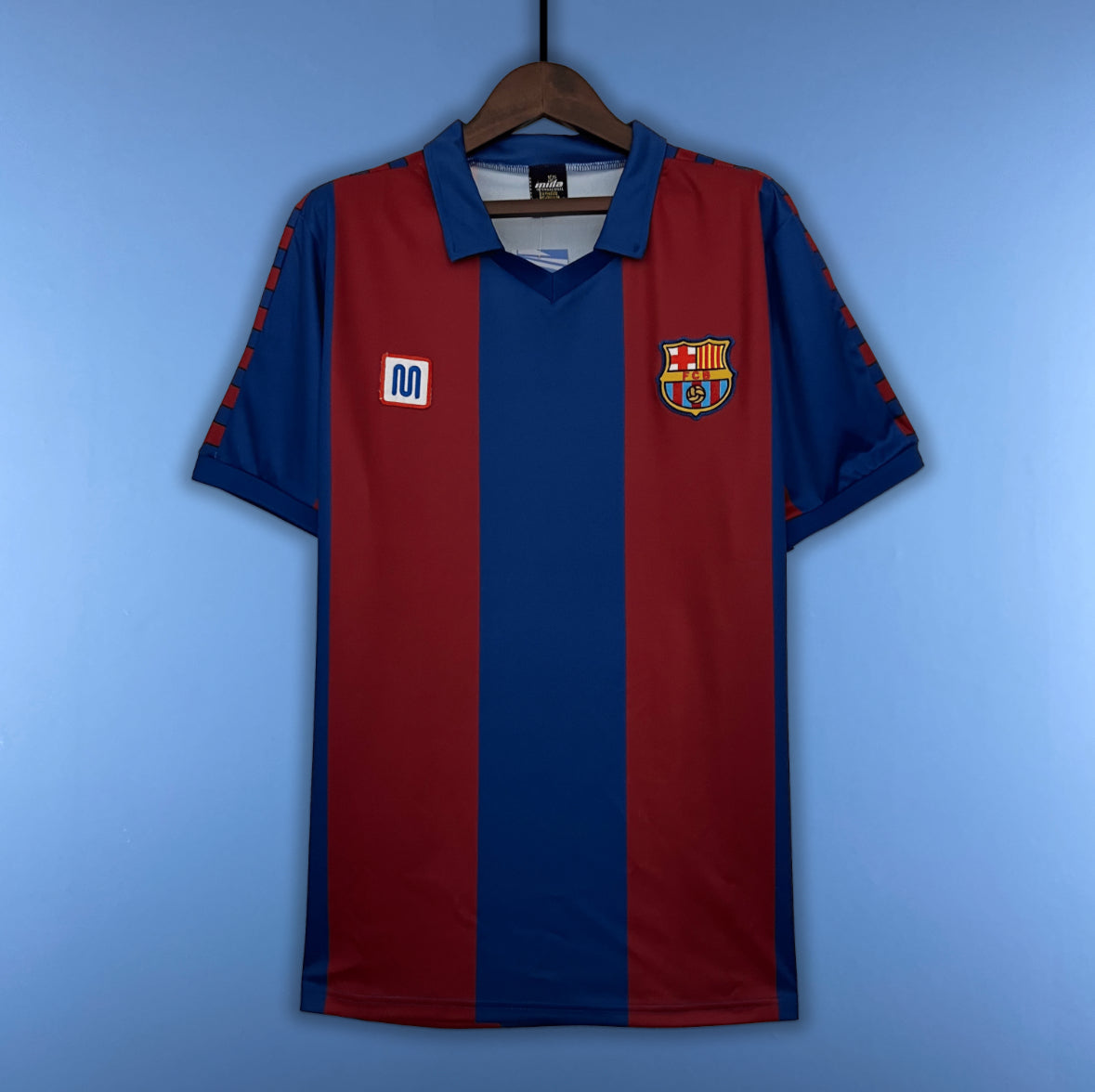 BARCELONA 1980/82 RETRO JERSEY