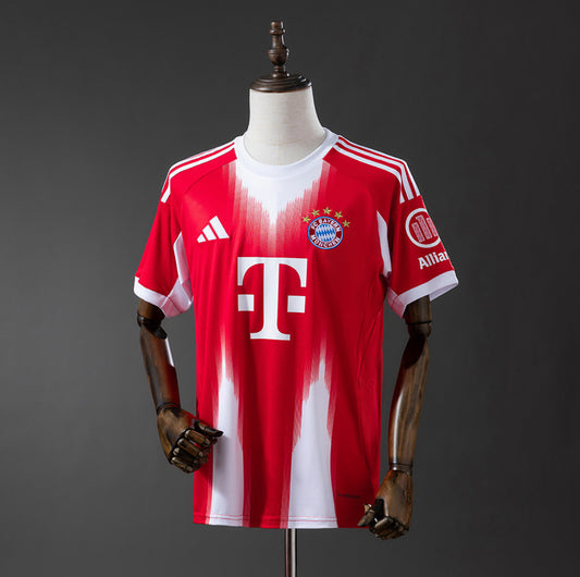 BAYERN MUNICH 2025/26 HOME JERSEY